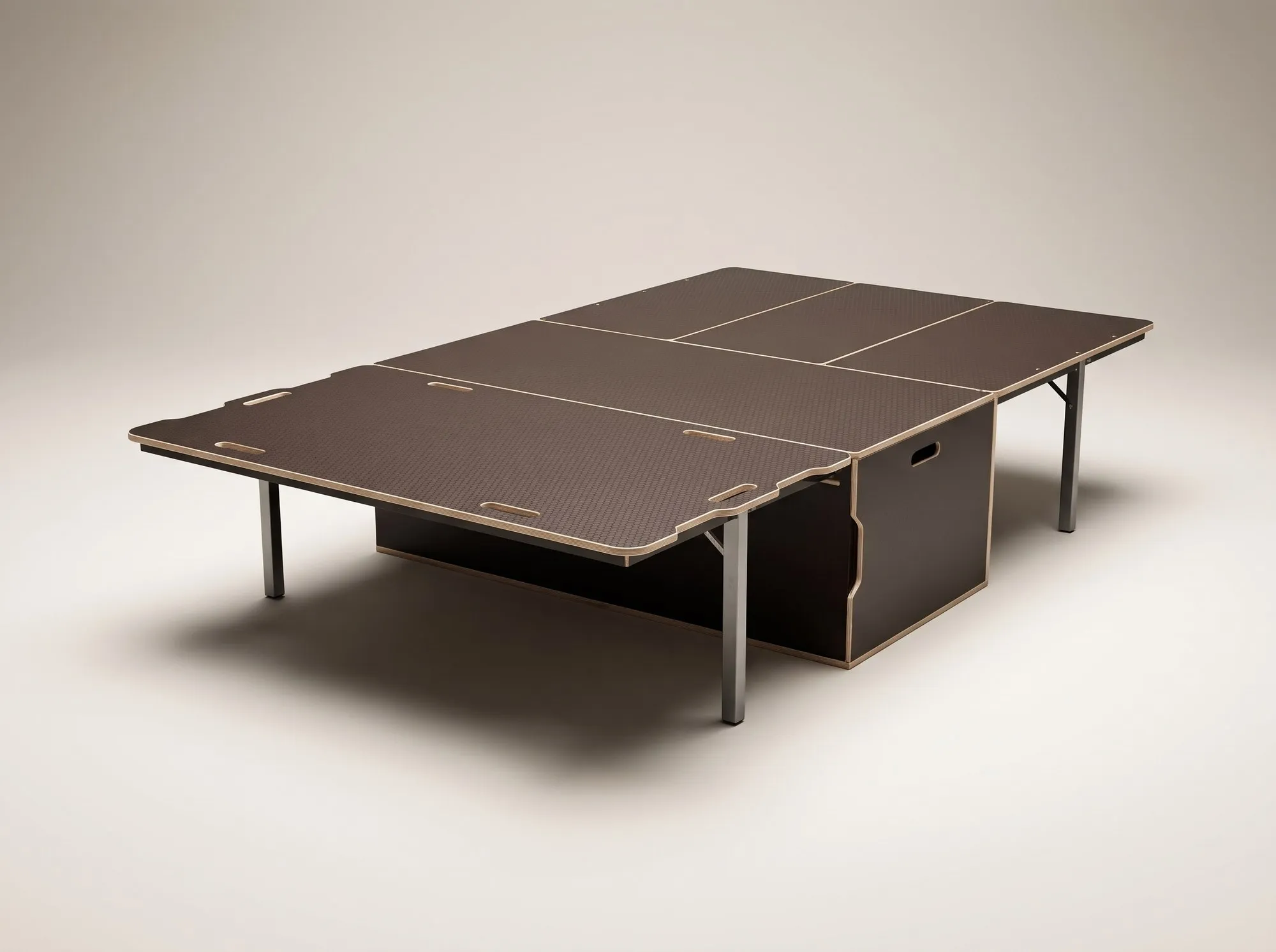 Base de cama, desplegada, Pieza del kit desmontable. Camperización de Alhóndiga Camper